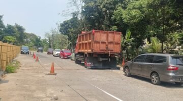 Sampah Menumpuk Lama,Kasudin LH Jakbar Langsung Bertindak