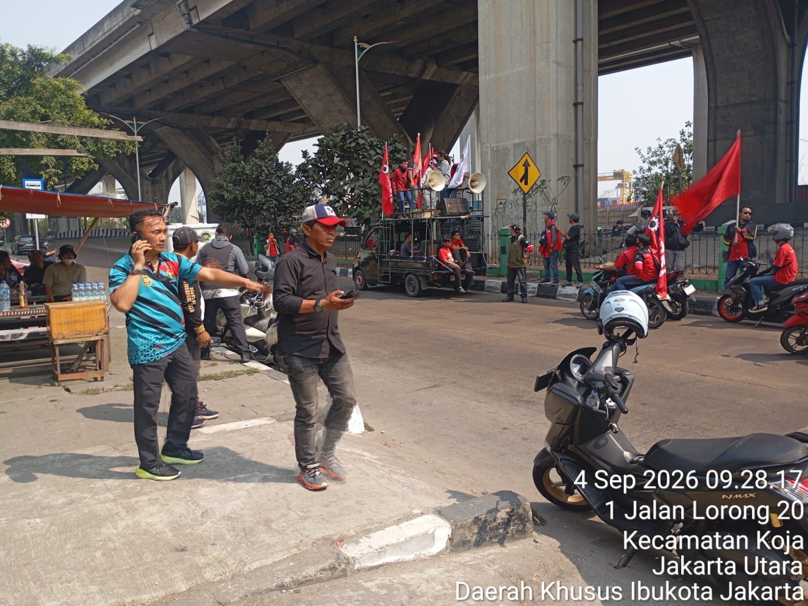 Massa Buruh FBTPI Bergerak Menuju KSO TPK Koja, Sampaikan Lima Tuntutan