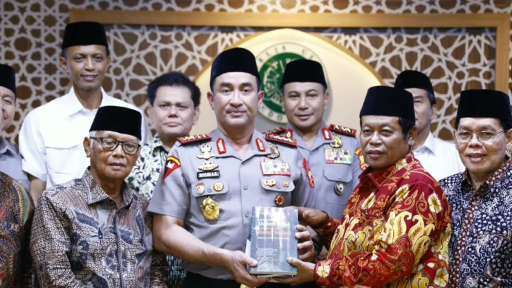 Kapolri Silaturahmi dengan Pimpinan MUI, Perkuat Sinergi Jaga Keamanan dan Kerukunan