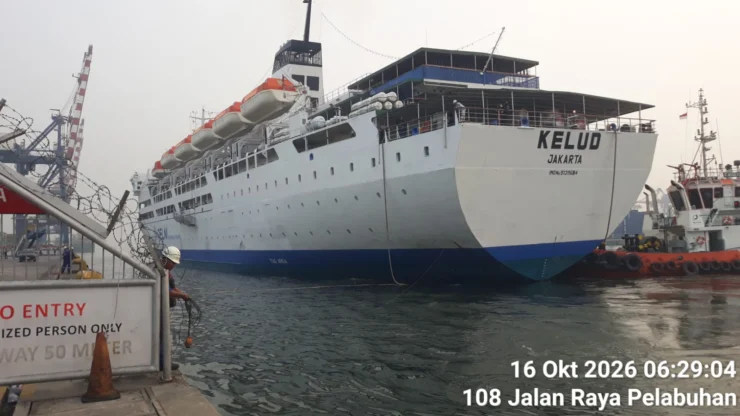 Polres Pelabuhan Tanjung Priok Laksanakan Pengamanan Debarkasi KM Kelud dari Batam, 1.415 Penumpang Turun dengan Aman dan Tertib