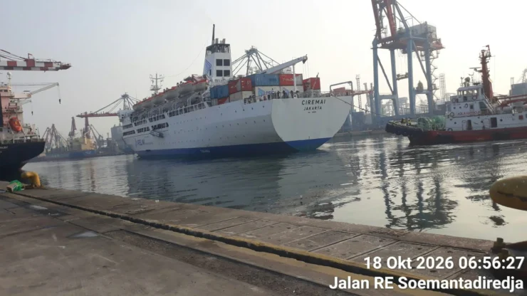 Polres Pelabuhan Tanjung Priok Laksanakan Pelayanan dan Pengamanan Debarkasi 554 Penumpang KM Ciremai dari Surabaya