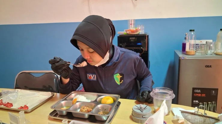 Pastikan Keamanan Pangan MBG, Sidokkes Polres Pelabuhan Tanjung Priok Laksanakan Pemeriksaan Food Safety