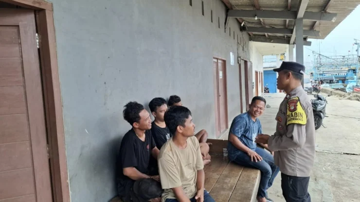 Polsek Kawasan Sunda Kelapa Laksanakan Sambang DDS di Pelabuhan Muara Angke, imbau ABK Kapal Jaga Kamtibmas