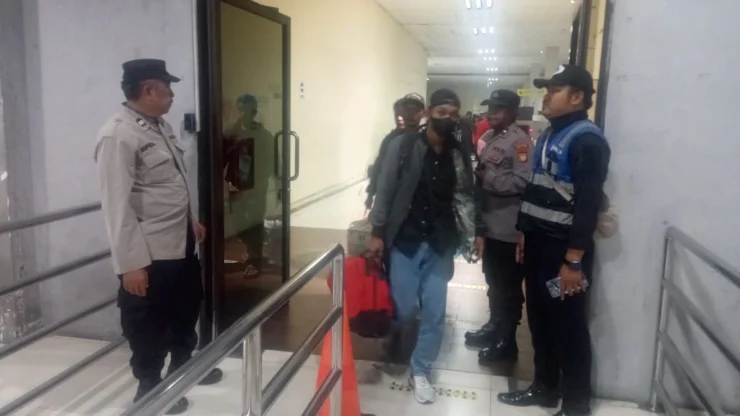 Polres Pelabuhan Tanjung Priok Layani dan Amankan Debarkasi 840 Penumpang Kapal KM Dobonsolo