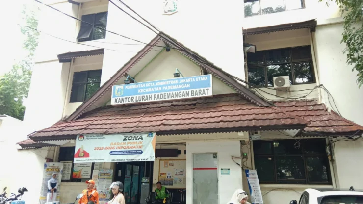 Kelurahan Pademangan Barat Berikan Pelayanan Administrasi Terbaik, Pemohon Merasa Terbantu Urus Peningkatan Sertifikat Tanah
