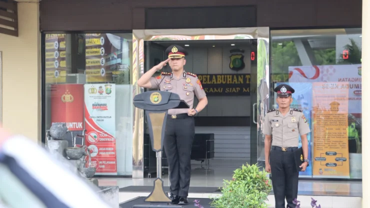 Polres Pelabuhan Tanjung Priok Gelar Upacara Hari Sumpah Pemuda ke-98, Kapolres Tekankan Persatuan dan Pengabdian Nyata