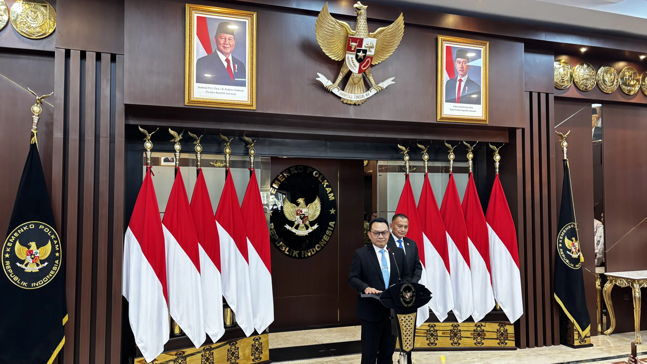 Karhutla hingga Papua Jadi Fokus Menko Polkam Baru